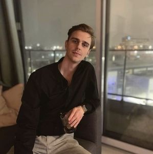 Meet your Posher, Marc-olivier